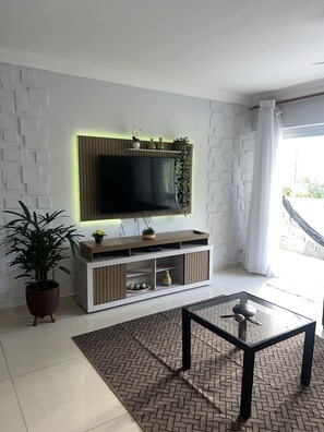 Smart TV, videoteca, aparelho de som