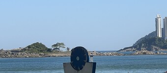 Complete Apartment with barbecue Praia Pitangueiras/ Enseada beach