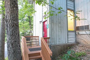 Exterior - Great Location, Margaritaville Amenities & Hot Tub (Osage Beach)