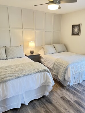 2 bedrooms, free WiFi, bed sheets - All Teed Up ... Walk to Pinehurst Resort Clubhouse! (Pinehurst)