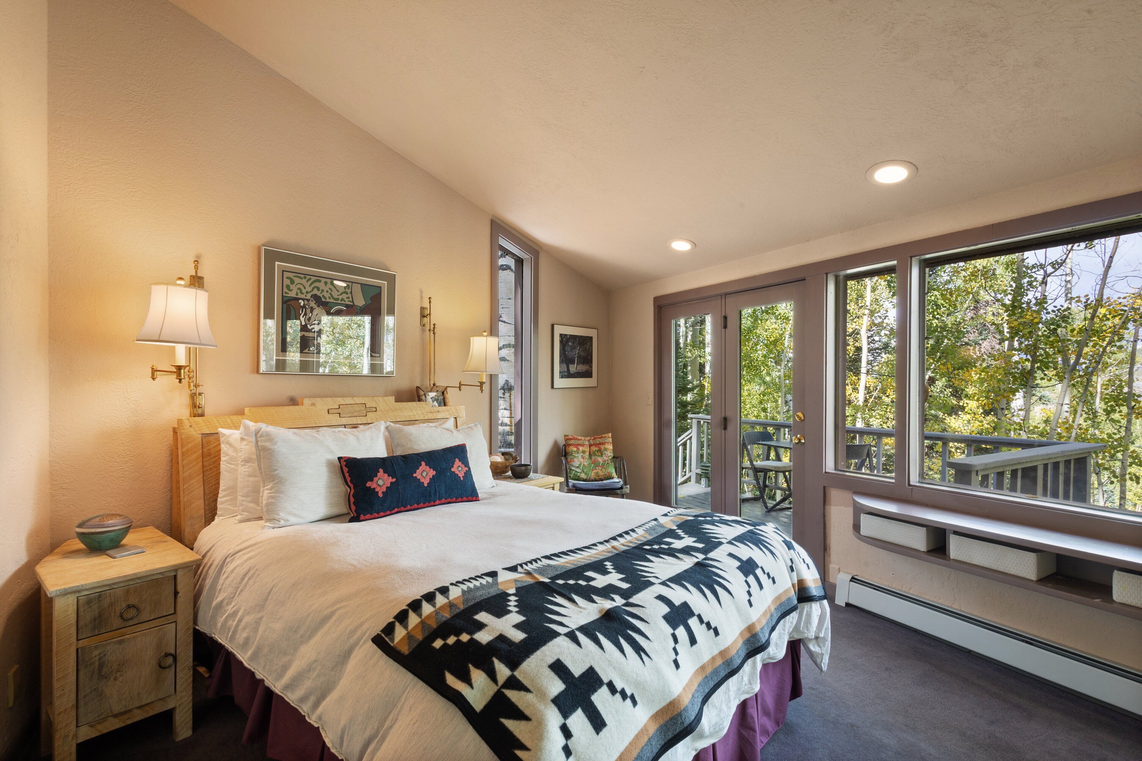 3 chambres, fer et planche à repasser, accès Internet, draps fournis