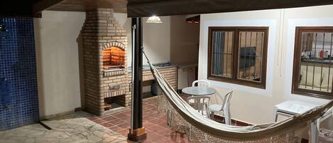 屋外ダイニングエリア