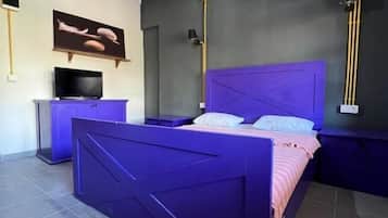 6 bedrooms, free WiFi, bed sheets