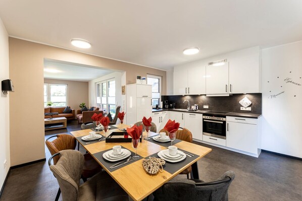 Nicht klassifiziertes Bild, 1 von 35, Schaltfläche