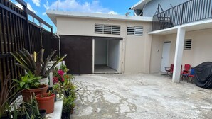 Unclassified image, 3 of 17, button - Rincon Surf House (Rincon)