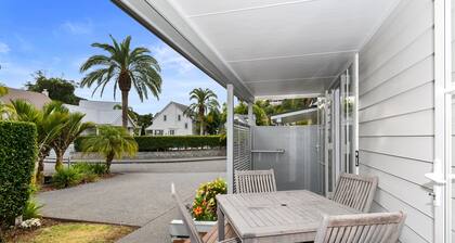 Sandy Jandal Cottage 3-5 bed with Annex - Russell Cottages Collection