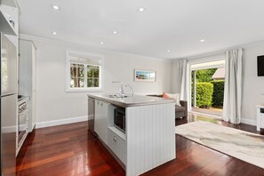 Fridge, microwave, oven, stovetop -  Sandy Jandal Cottage 3-5 bed with Annex - Russell Cottages Collection (Russell)