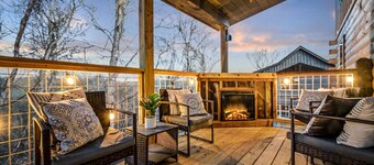 Fall Colors Retreat • Pool, Tub, Games & Pets OK