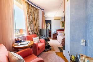 4 camere, ferro/asse da stiro, Wi-Fi, lenzuola
