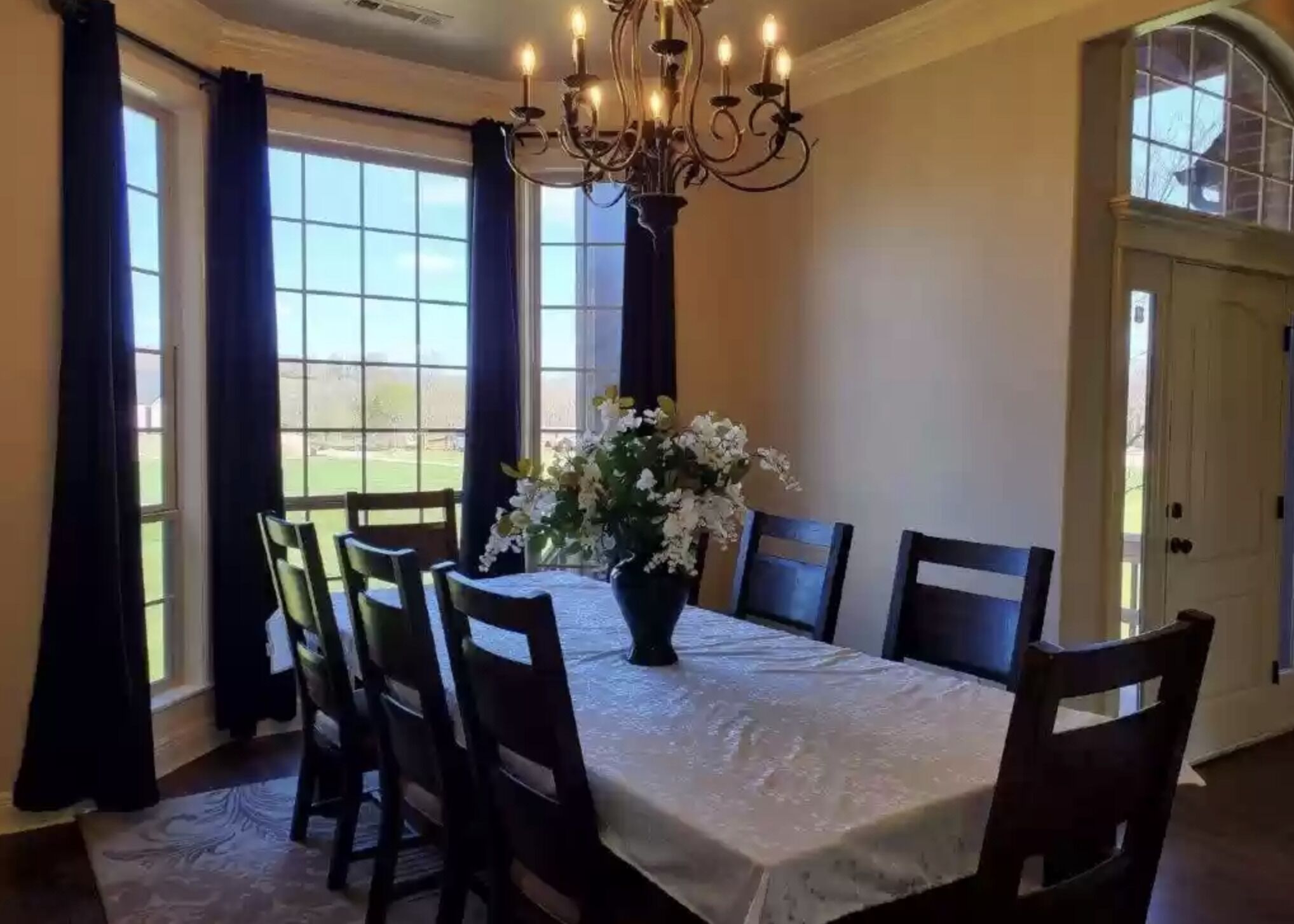 Beautiful country home in Cave Springs AR