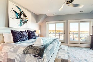 3 bedrooms, internet, bed sheets