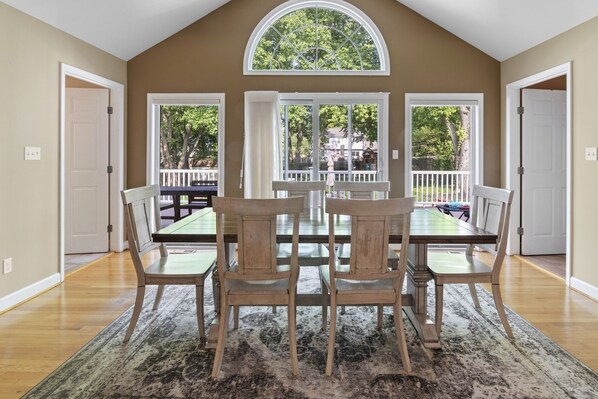 تناول الطعام