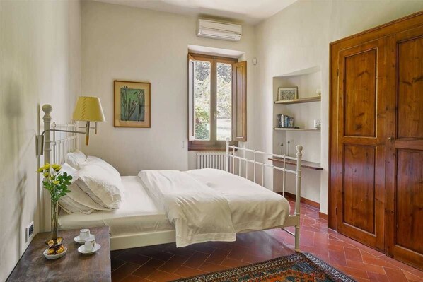 4 Schlafzimmer