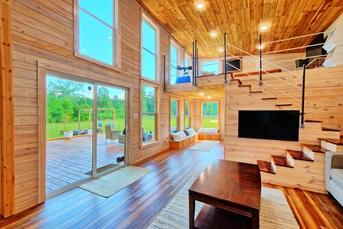 Modern wood infused Cabin