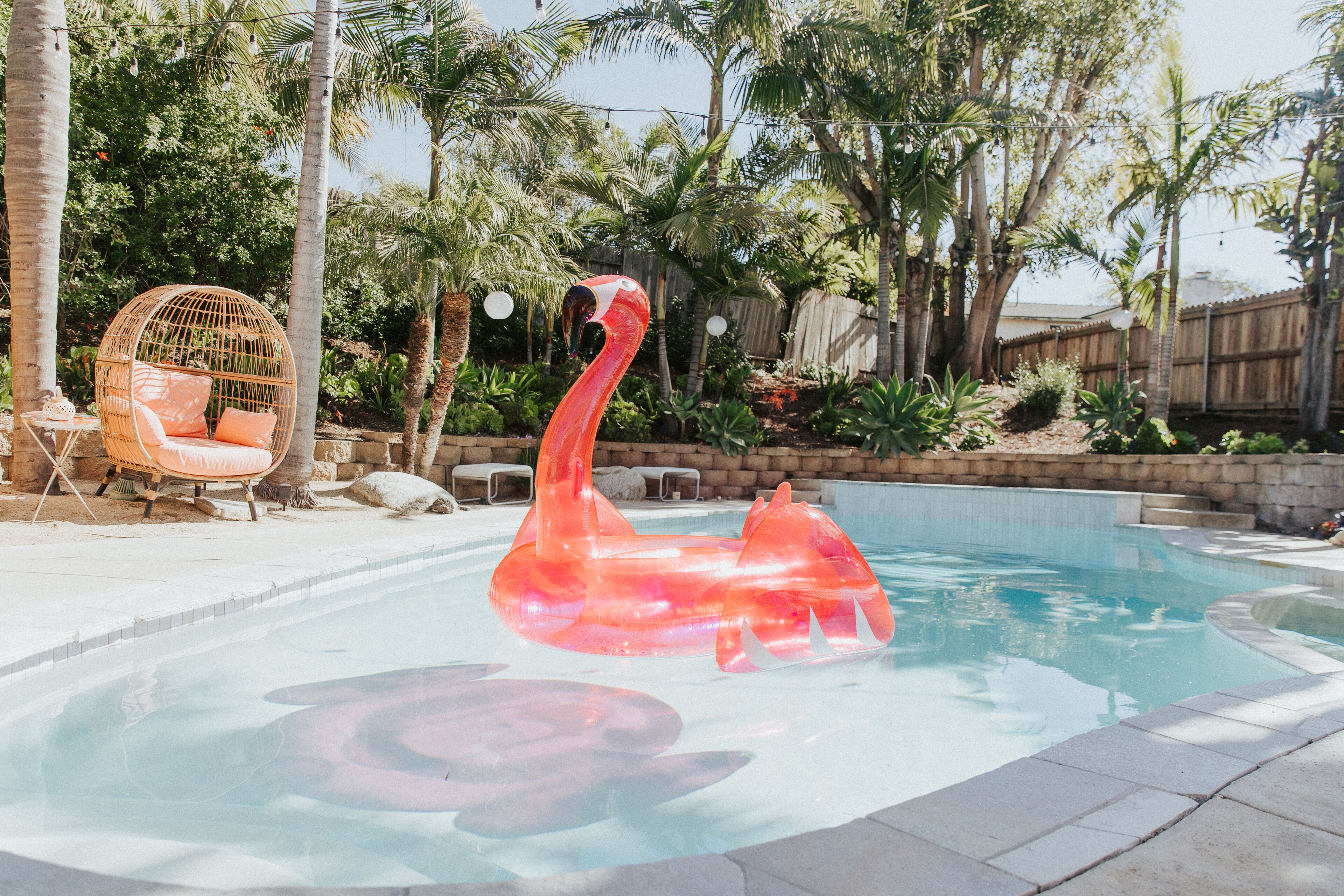 Pink Paradise Inn - 5 BR Fun Retro Home w/ Pool