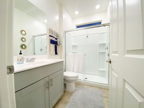 ヘアドライヤー、タオル