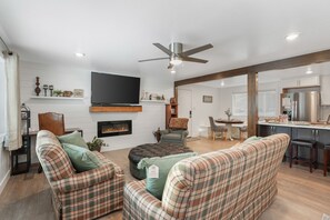 Smart TV, fireplace, DVD player, books