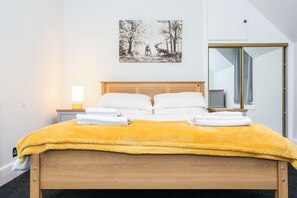 1 غرفة نوم ومكواة/لوح كي وواي فاي مجانًا وملاءات أسرّة