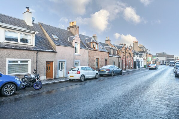 موقف سيارات