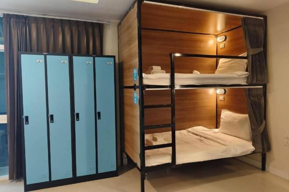 1 Schlafzimmer, individuell eingerichtet, kostenloses WLAN, Bettwäsche