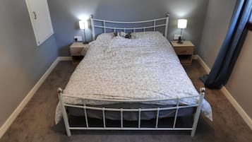 Rumah (2 Bedrooms) | 2 kamar tidur dan setrika/meja setrika