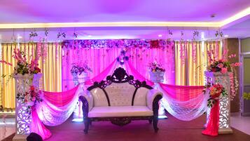 Banquet hall