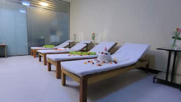 Un sauna, baño turco, tratamientos corporales