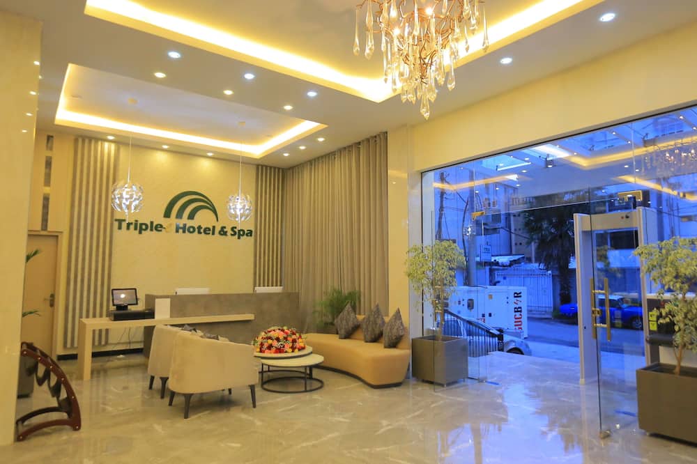 Triple-e Hotel and Spa