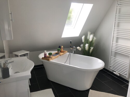 Dog-friendly Harz vacation home with fireplace, garden & space for 10 people