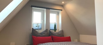 Hundefreundliches Harz-Ferienhaus mit Kamin, Garten & Platz für 10 Personen