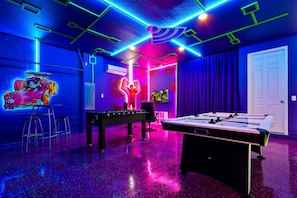Spielezimmer