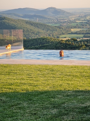 Piscine extérieure