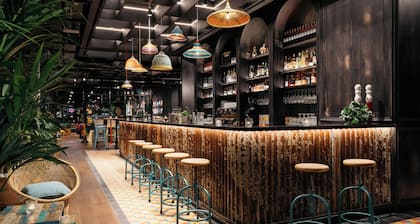 Ruby Zoe Hotel London by IHG