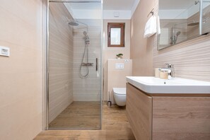 Bathroom - Villa Roza (Policnik)