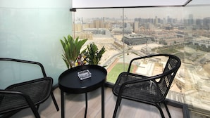 Standard Apartment | Terrace/patio - Studio Apartment in Bloom Tower B JVC (Dubai)