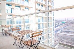 Terrace/patio - 2 Bedroom Apartment- Azizi Plaza (Dubai)