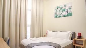 Unclassified image, 3 of 14, button - 2 Bedroom Apartment- Azizi Plaza (Dubai)