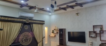 Impeccable 4-bed Villa in Gujrat