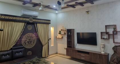 Impeccable 4-bed Villa in Gujrat