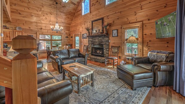 المنشأة من الداخل