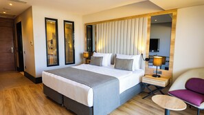 高级房 | 迷你吧、笔记本电脑工作区、隔音、免费 WiFi