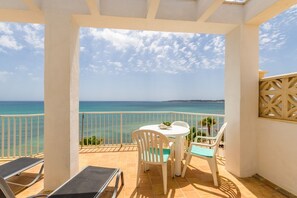 Penthouse, Terrace, Sea View | In-room safe, laptop workspace, blackout drapes, free WiFi - Apartments Vives (Son Servera)