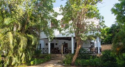 Villa Pundamilia, Private Pool, Free Wifi, Secure
