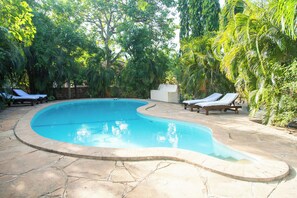 Villa | Pool - Villa Pundamilia, Private Pool, Free Wifi, Secure (Diani Beach)