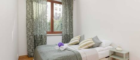 1 chambre, fer et planche à repasser, Wi-Fi, draps fournis