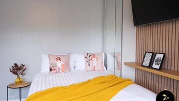 House, Multiple Beds | 3 bedrooms, free WiFi, bed sheets