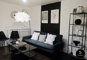 House, Multiple Beds | Living room