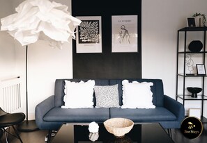 House, Multiple Beds | Living room