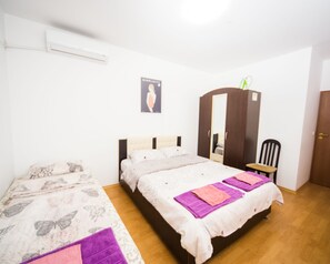 1 Schlafzimmer, Bügeleisen/Bügelbrett, kostenloses WLAN, Bettwäsche
