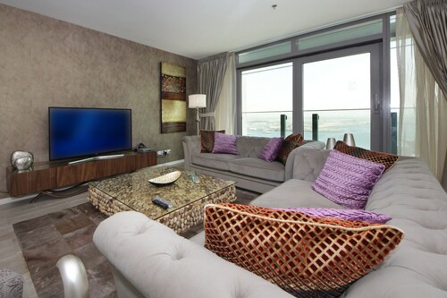 1 Bedroom Apartment in D1 Tower